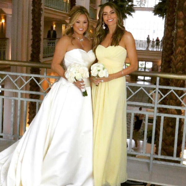 Sofia Vergara Is A Gorgeous Bridesmaid At Wedding Pics E News